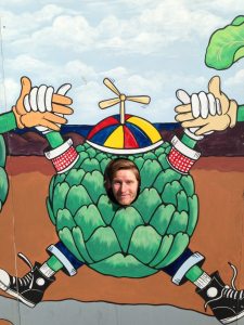 427325_296522723810607_322356971_n