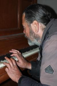 10606244_690810381007761_160818930641238416_n